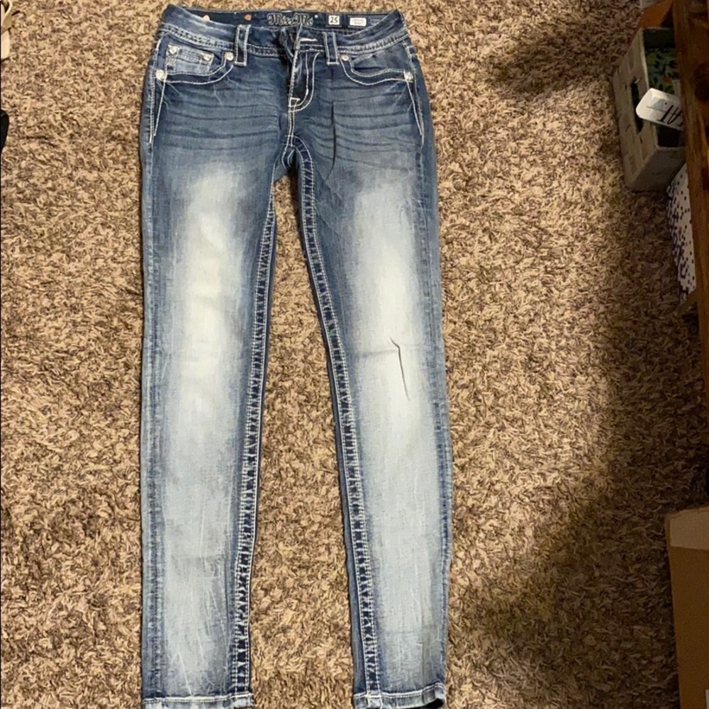 Size 25. Miss Me Jeans. Light wash